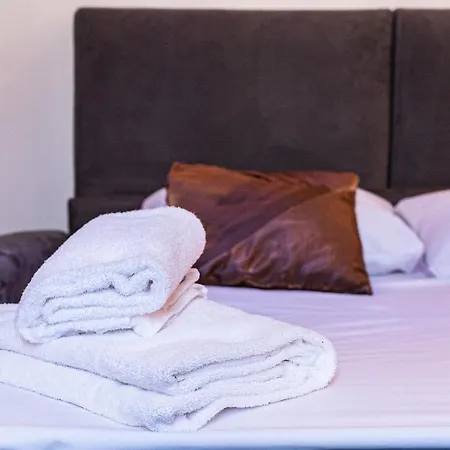 Prestige Boutique Homes-marghera Apartment